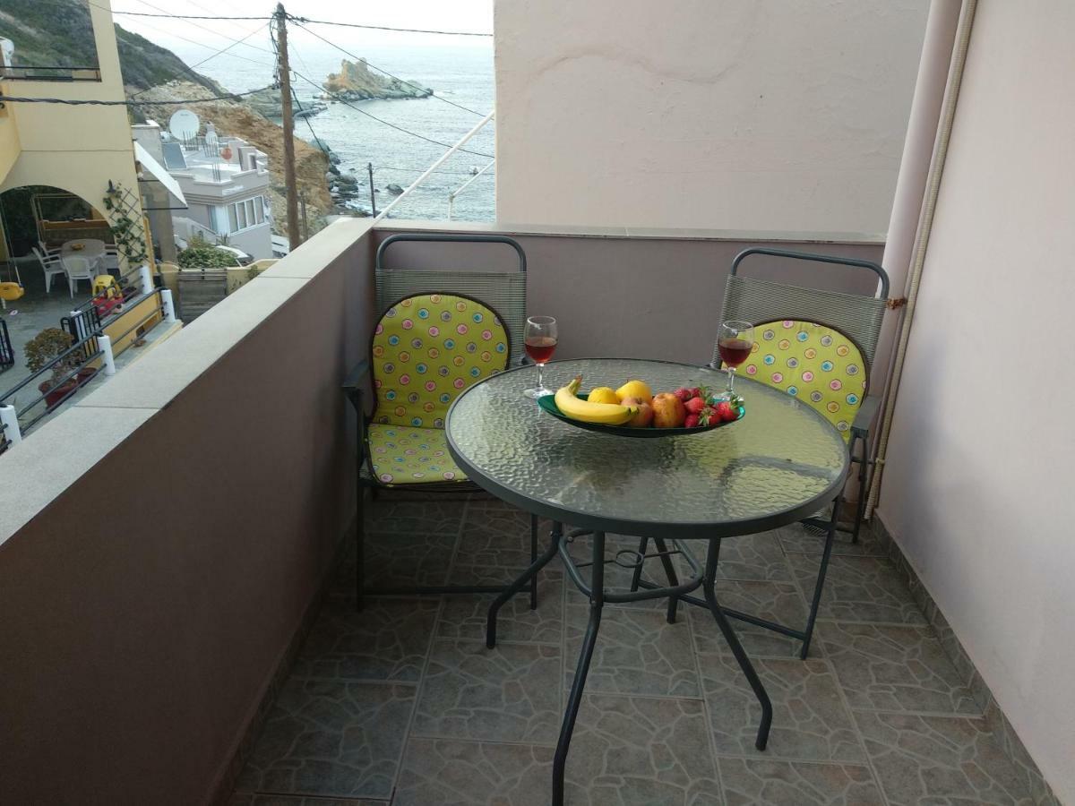 Mades Magic Place Agia Pelagia  Exterior photo
